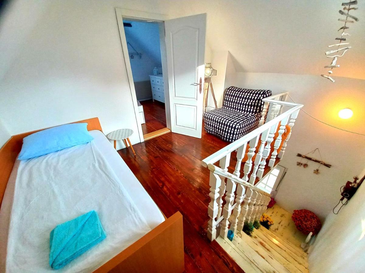 Honey Hill Apartment Fruska Gora Cerevic Exterior photo